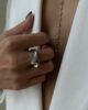 Серебристое кольцо Amy