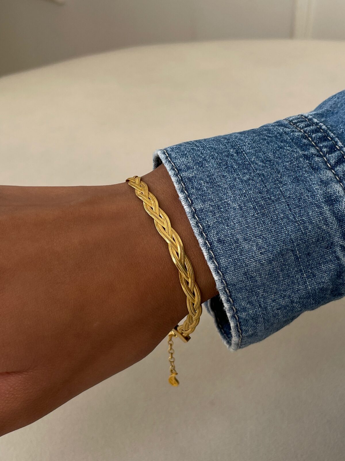 BCE4D08E-9A0C-4A42-9285-60FC924708FD BCE4D08E-9A0C-4A42-9285-60FC924708FD