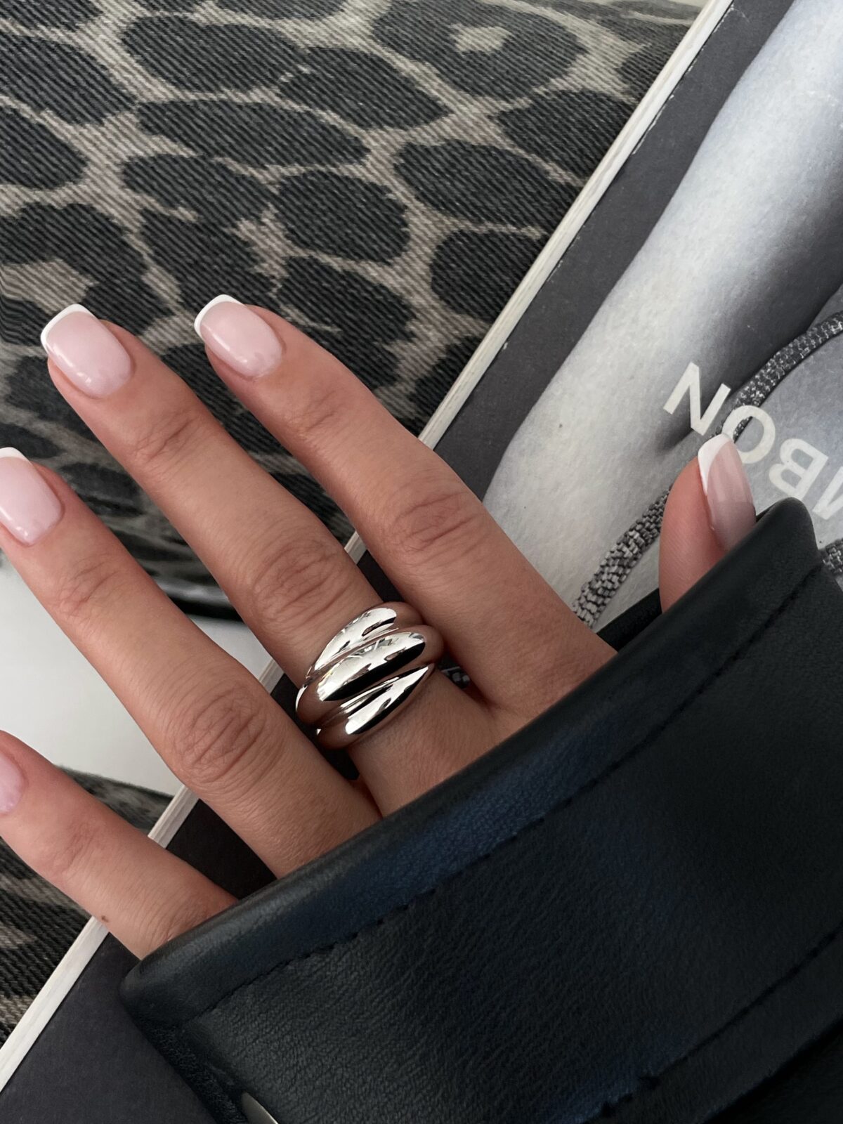 Кольцо Nera Notte white